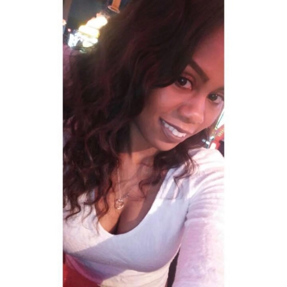 Meet your Posher, Tanisha